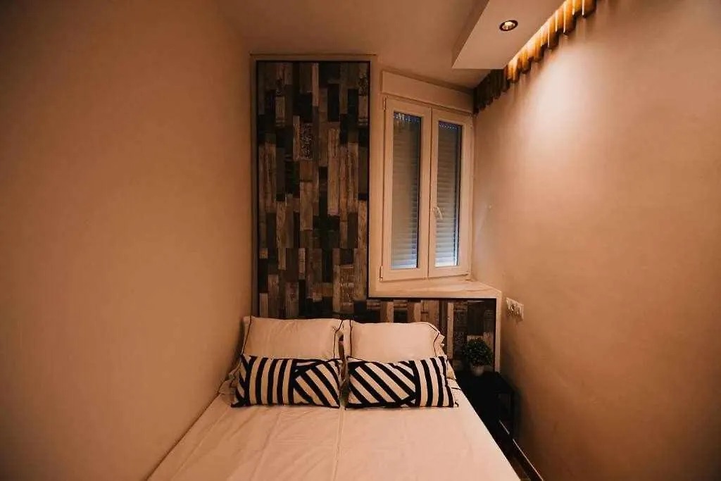 Lujoso Apartamento 贝纳尔马德纳