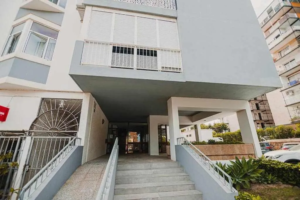Lujoso Apartamento בנאלמדנה